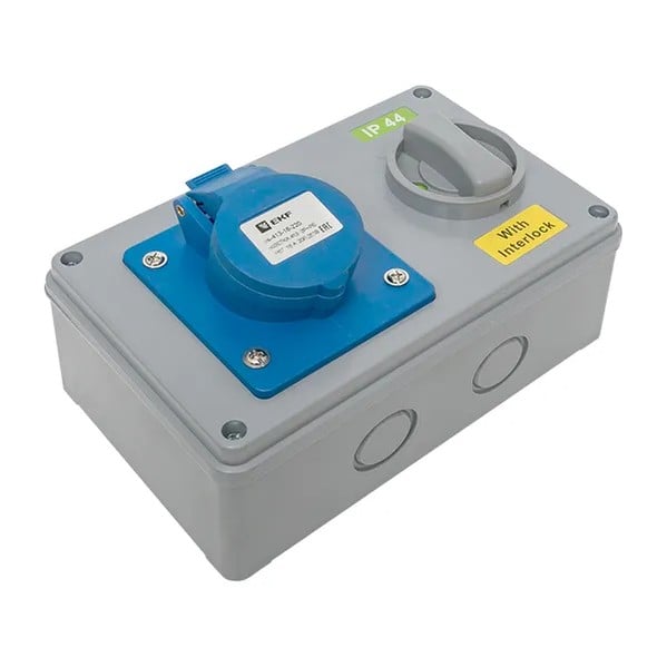 EKF Socket with Lock and Switch - Plastic - Blue 4